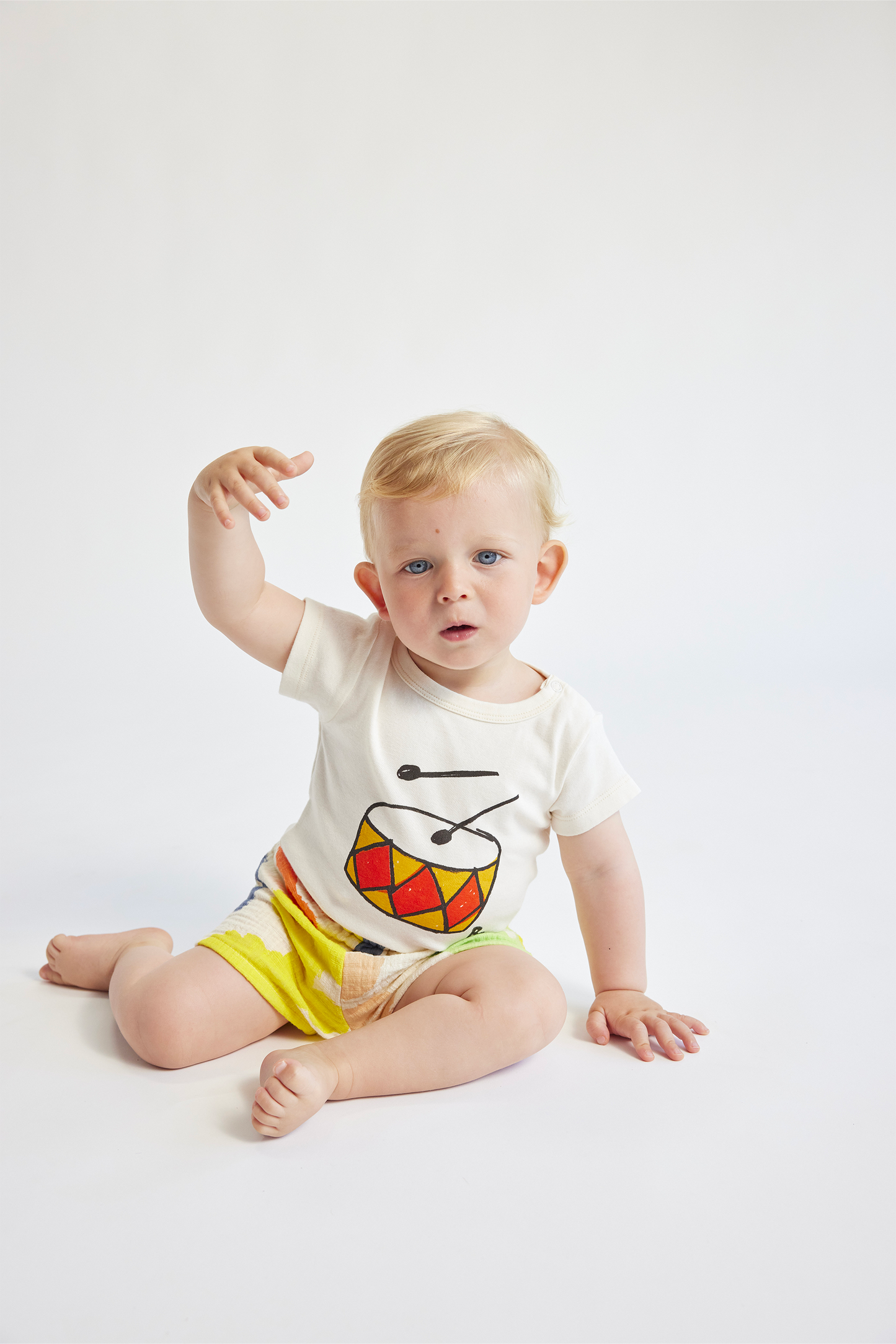 BABY SPEEL DE DRUM LICHAAM