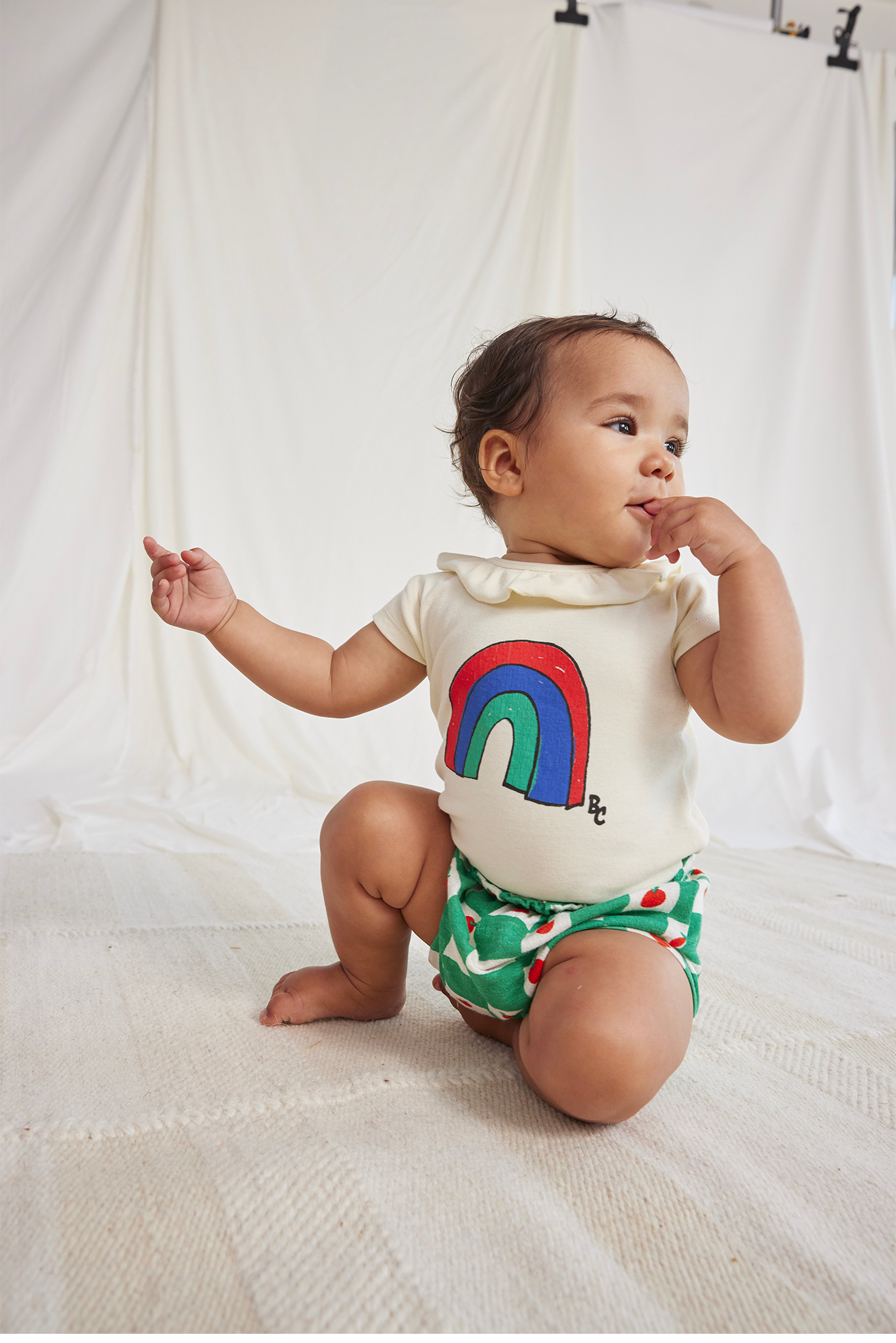 BABY RAINBOW RUFFLE COLLAR BODY