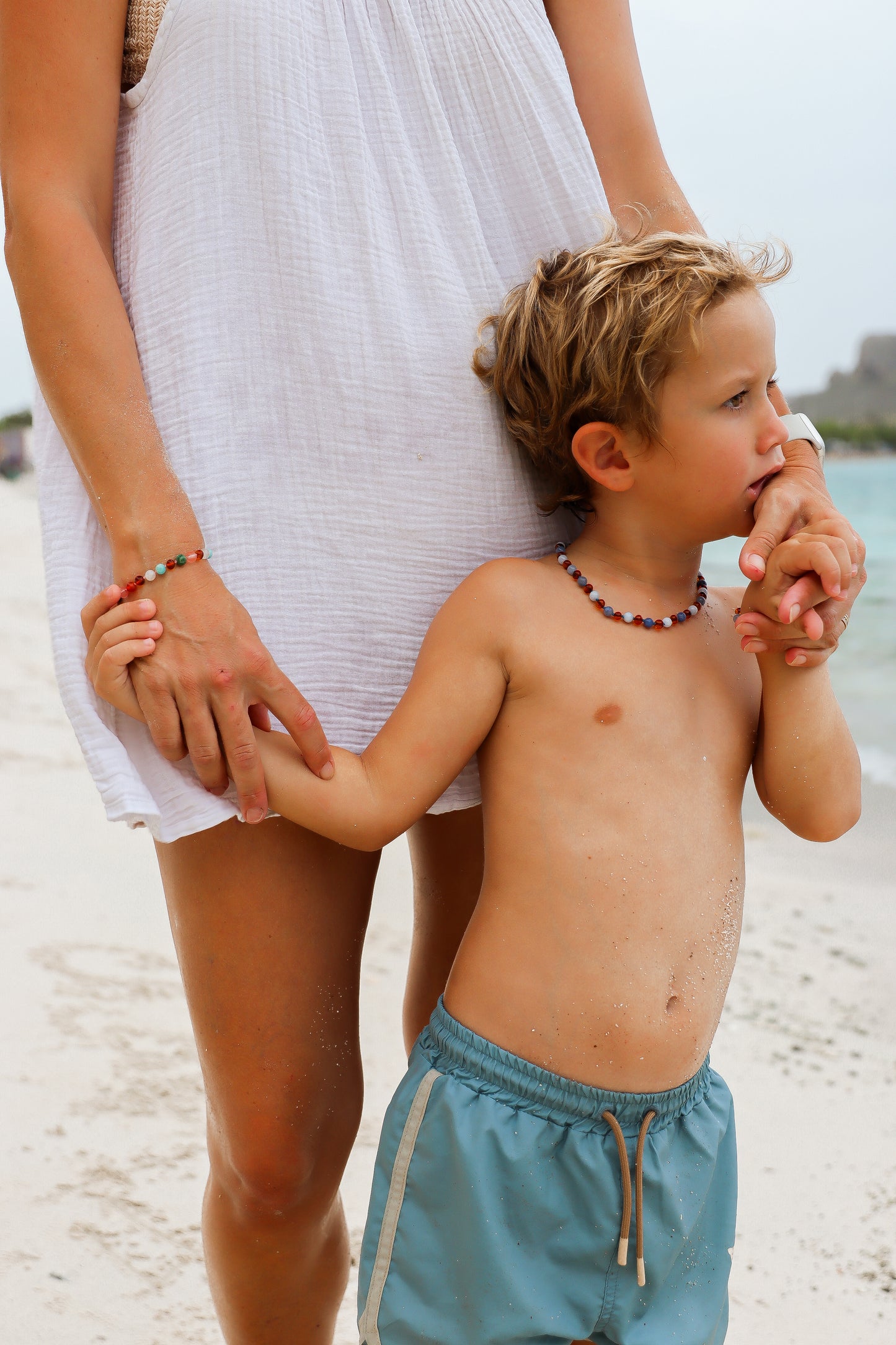 LA LUNA AMBER KIDS NECKLACE - BLUE