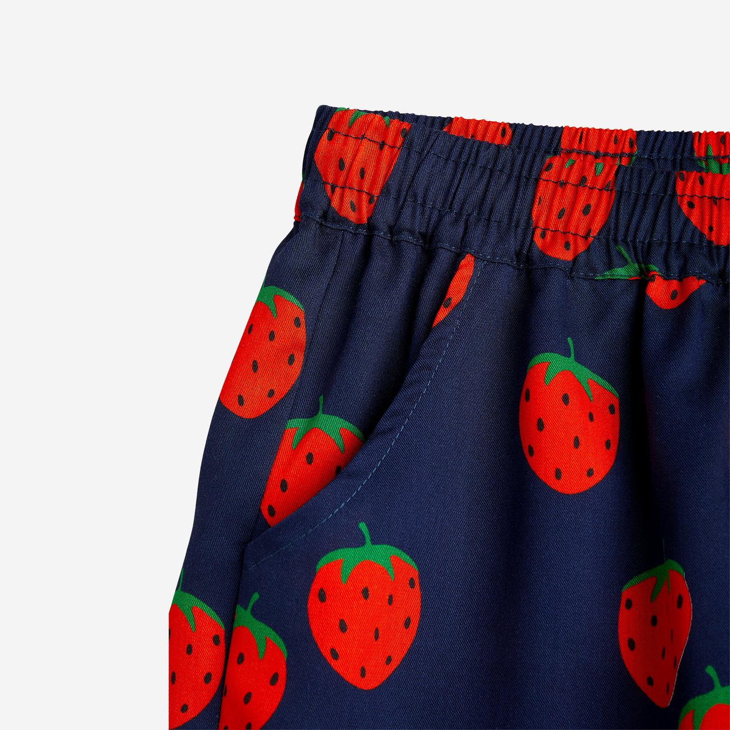 STRAWBERRIES WOVEN SHORTS