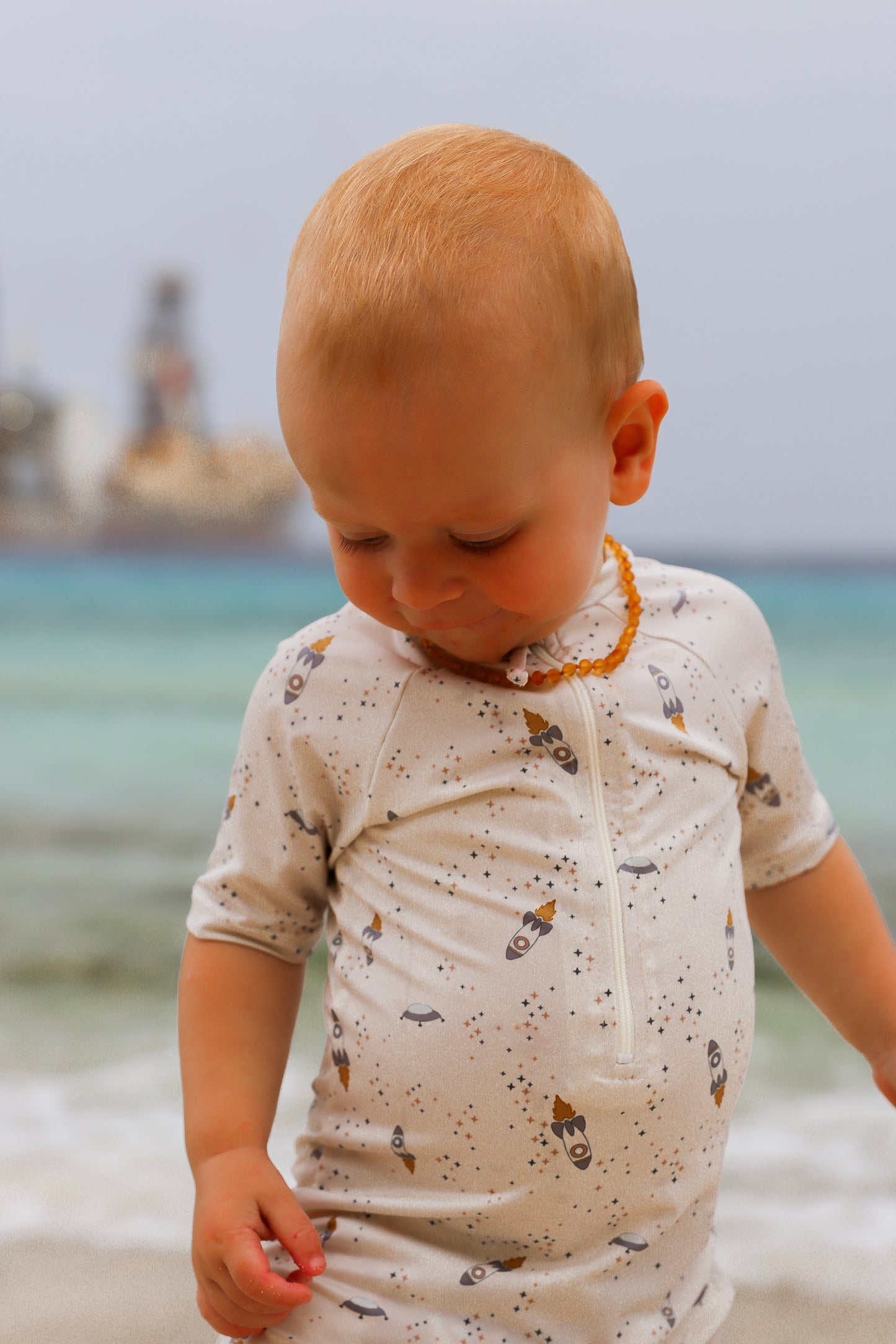 LA LUNA AMBER BABY NECKLACE - RAW HONEY